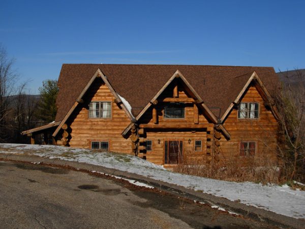 Bushnell House Inn Purple Roofs