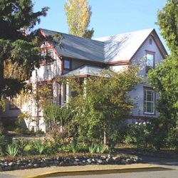 Gay Owned [moobdir_type value_only='yes'] in Ashland, Oregon, USA - Arden Forest Inn