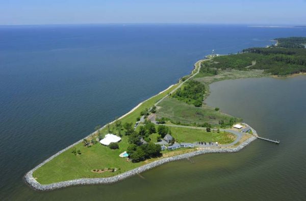 Black Walnut Point Inn - gay Chesapeake Bay B&B