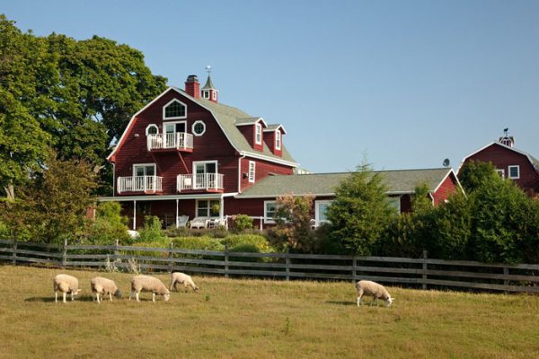 Chanticleer Guesthouse - Sturgeon Bay Gay B&B