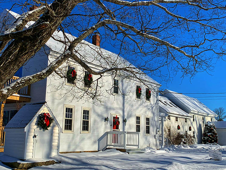 Top of the Ridge Farm Bed & Breakfast - New Hampshire Gay Friendly B&B