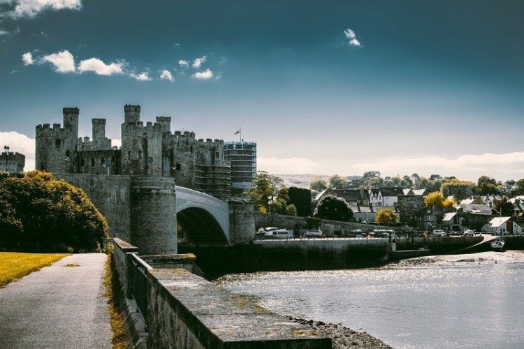 Gay North Wales - The Globetrotter Guys