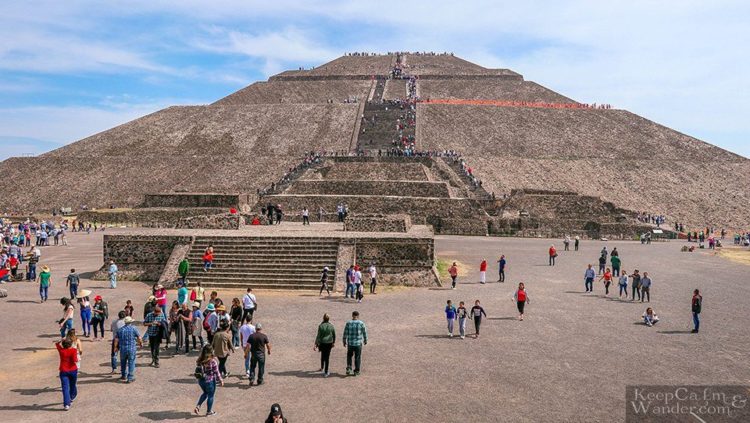 Teotihuacan Pyramids - Keep Calm and Wander