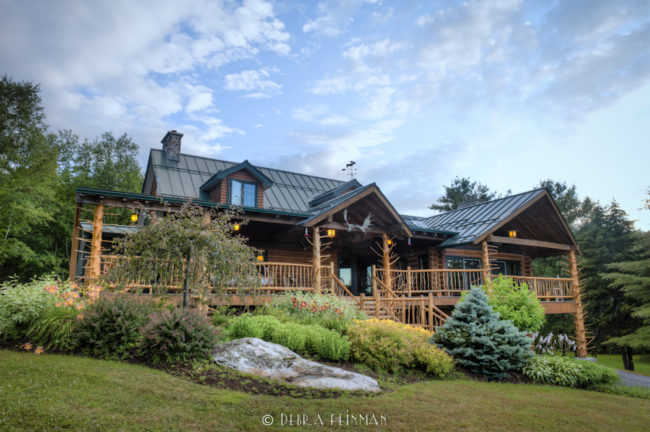 Moose Meadow Lodge & Treehouse - Vermont Gay B&B