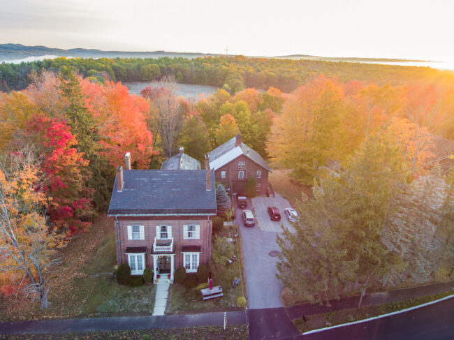 Jeremiah Mason House Bed and Breakfast - Southern Maine Gay B&B