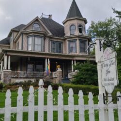 Bisexual Owned [moobdir_type value_only='yes'] in Woodstock, Illinois, USA - The Cherry Tree Inn B&B